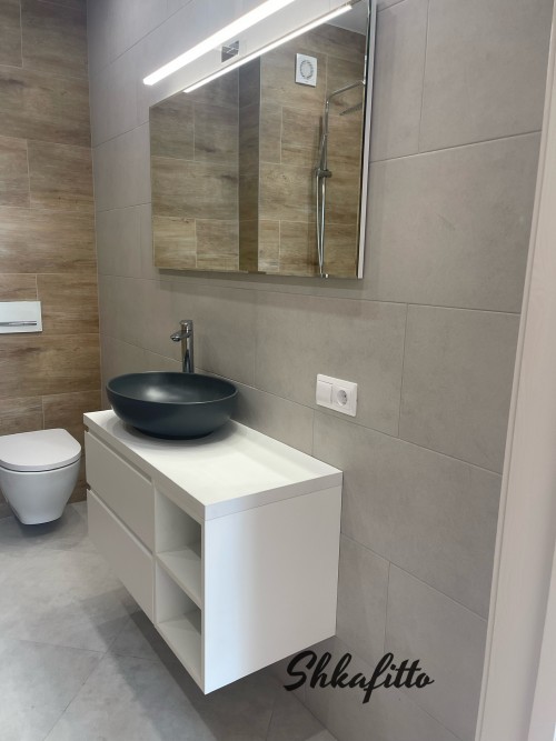 Тумба с раковиной, крашенные фасады.